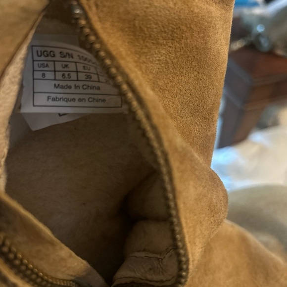 Ugg boots size 8 women - Picture 7 of 7